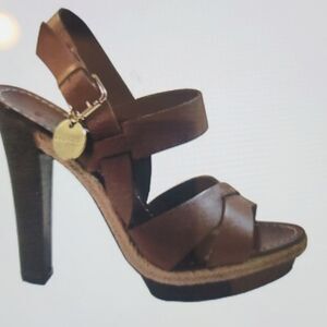 Bcbgirls women's Poland high heels size 8b